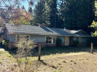 735 Aiello Rd, Mount Shasta, CA 96067