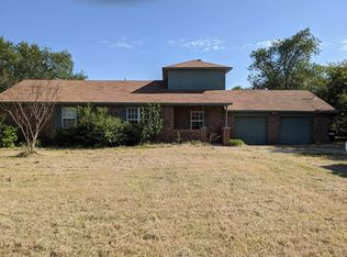 282187 Oliver Dr, Comanche, OK 73529