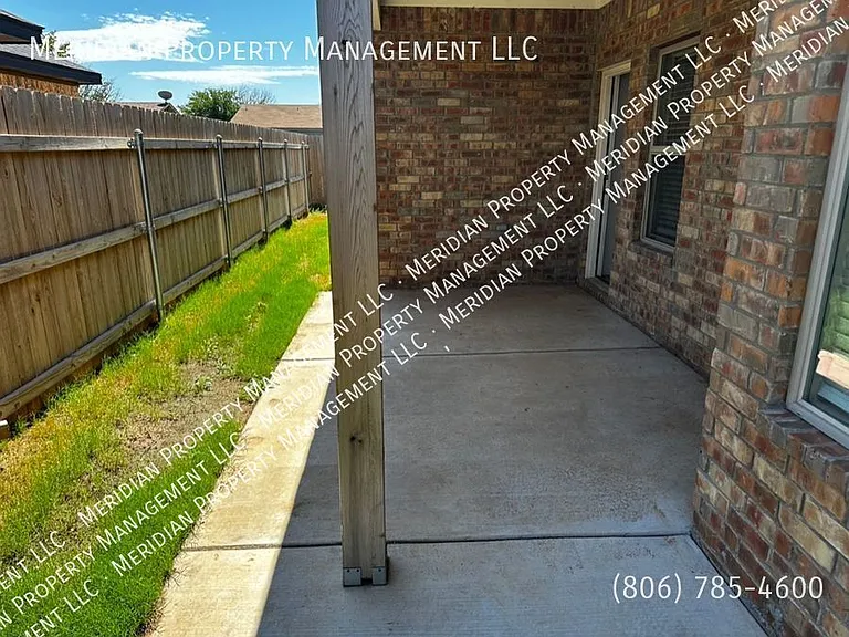 5506 Itasca St #B — Photo 29