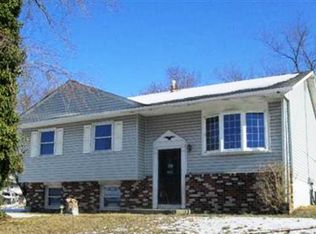 6900 Pepper St, Capitol Heights, MD
