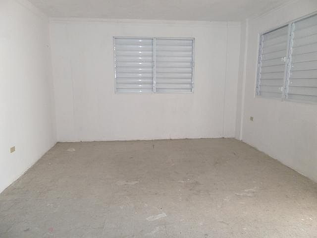 2nd image of 357 Calle Ceuta