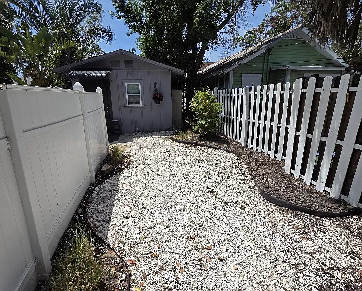 1611 Ballard Park Dr #A — Photo 5
