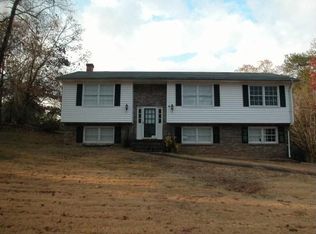708 Twin Ridge Dr, Gardendale, AL 35071