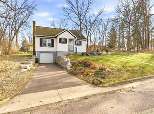 950 2nd Street, Baraboo, WI 53913