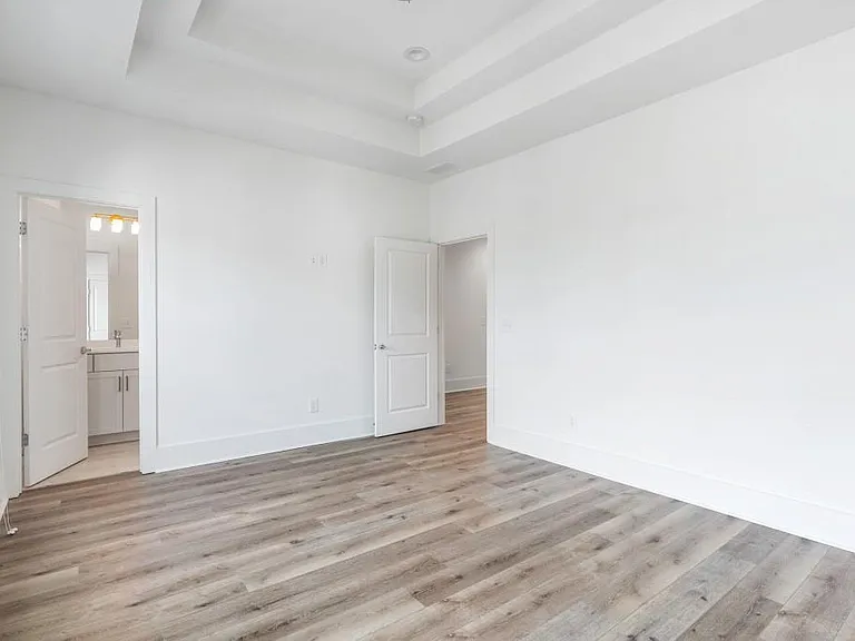 309 Penny Ct #309 — Photo 16