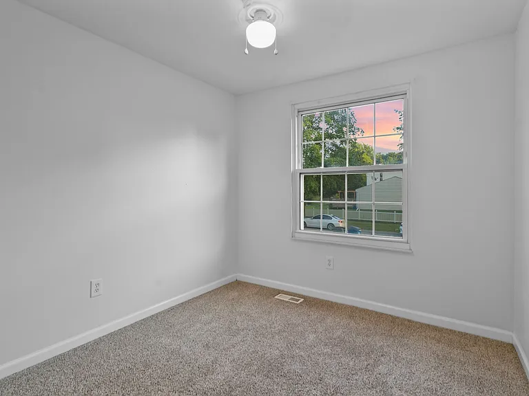 4638 Vallejo Dr — Photo 12