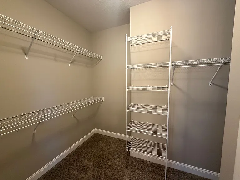 3314 Cullen Dr — Photo 11