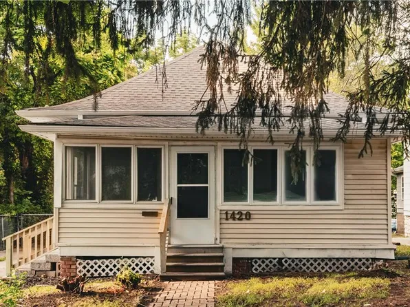 1420 W Walnut St, Independence, MO 64050