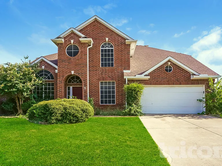 1619 Mallard Dr — Photo 1