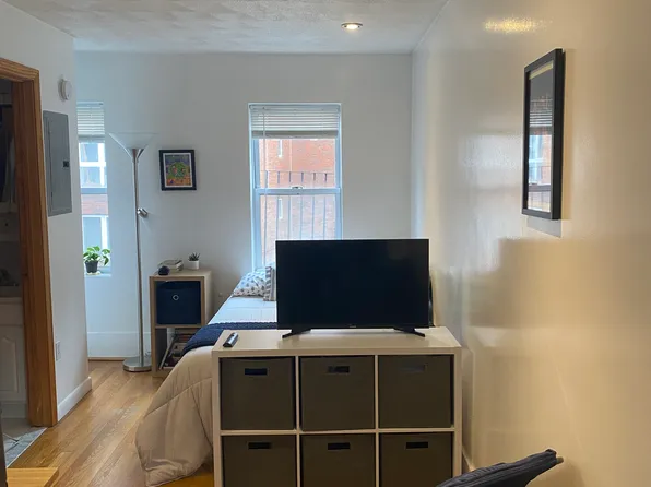 20 Hanover Ave #6, Boston, MA 02109