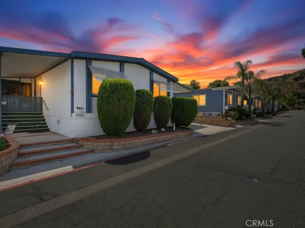 31244 Lakehills Rd, Castaic, CA 91384