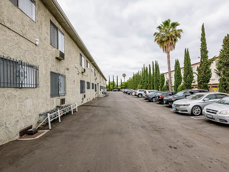 MC 6861 Sepulveda Properties, LLC — Photo 46