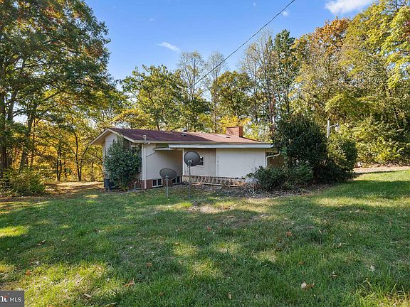 2nd image of 18396 Fox Mountain Ln