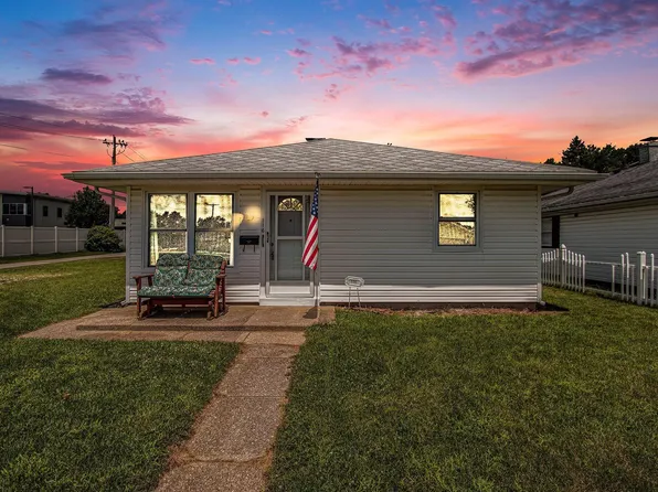 116 E Lowell Ave, Mishawaka, IN 46545