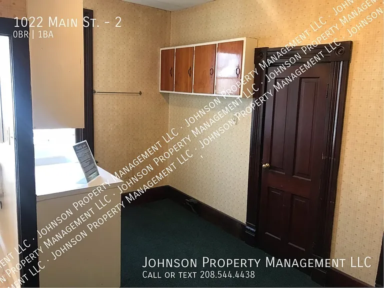 1022 Main St #2 — Photo 4