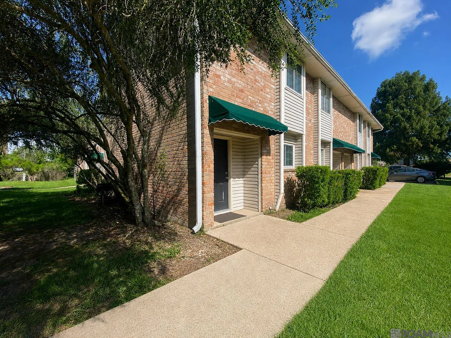 2 bed, 1088 sqft, $1,300 — Photo 1