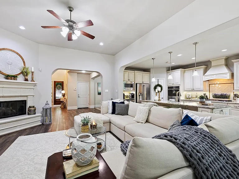 19 Cohasset Pl — Photo 15