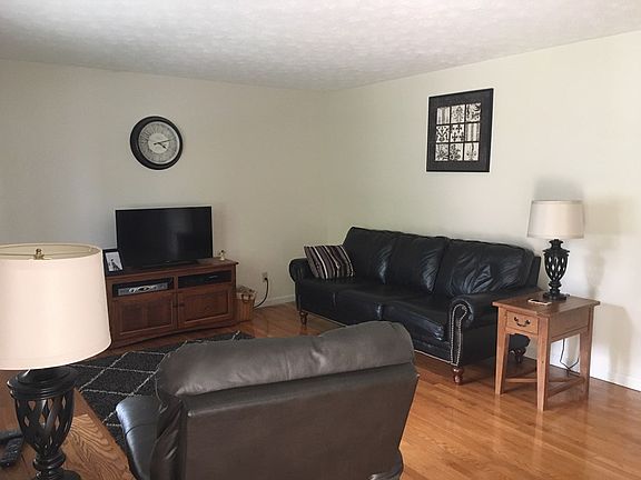 2nd image of 1583 W Algonquin Dr