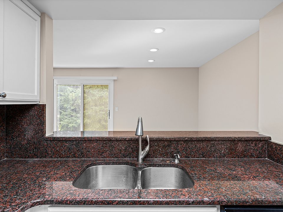 5666 Drake Hollow Dr E, photo 9