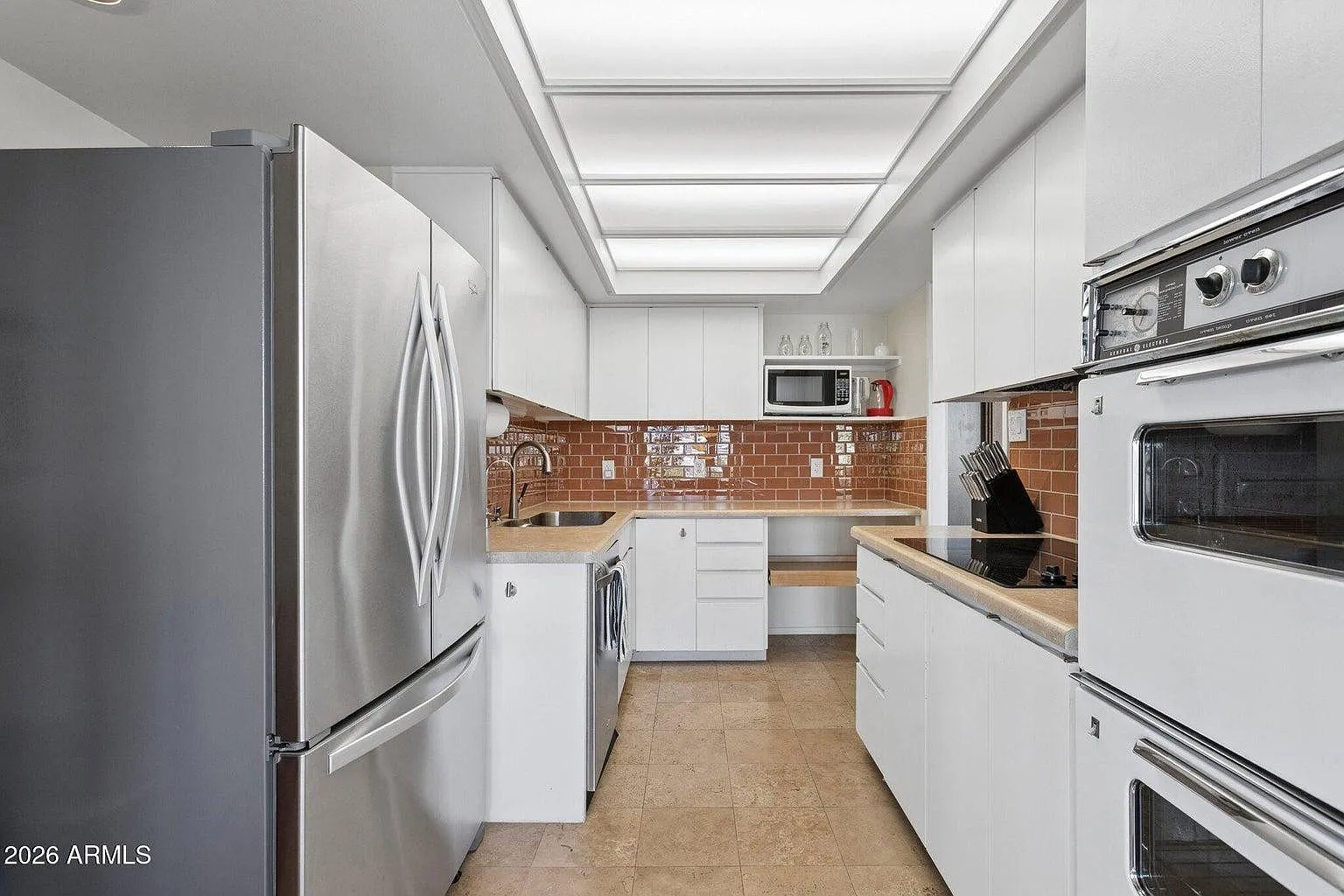 2 bed, 2.0 bath, 1398 sqft, $2,500 — Photo 3