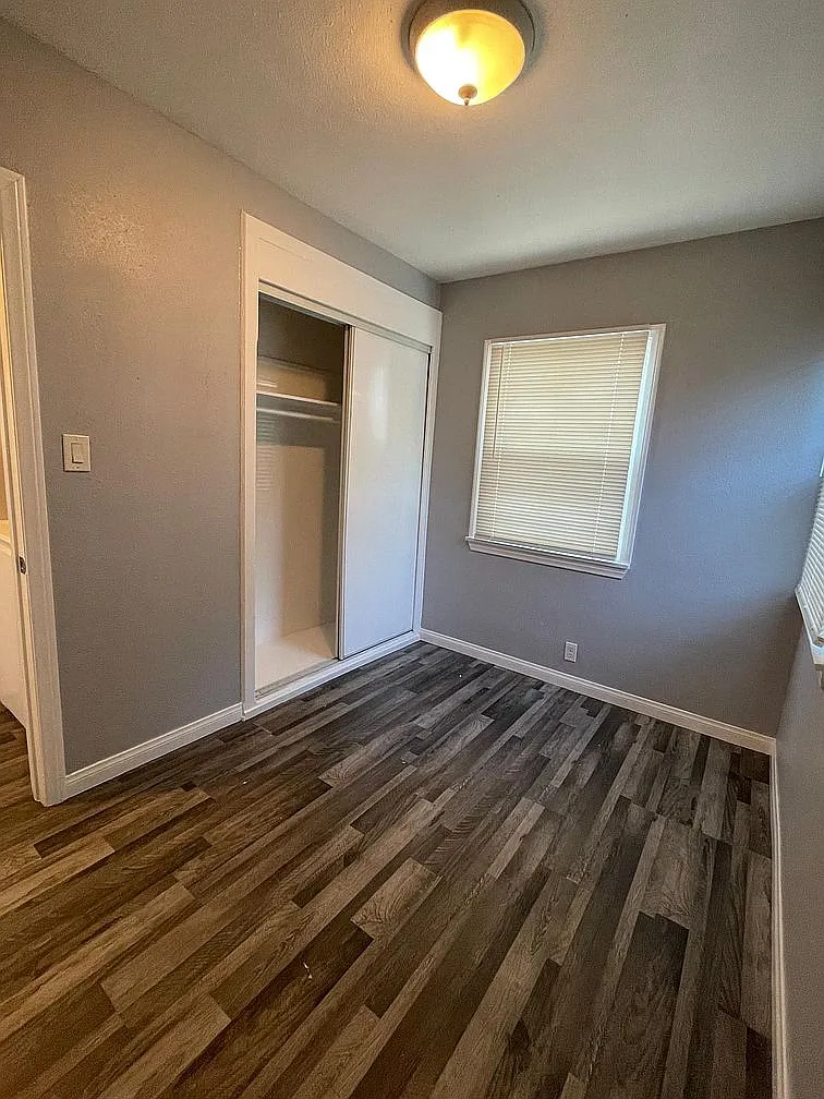 2 bed, $2,195 — Photo 4