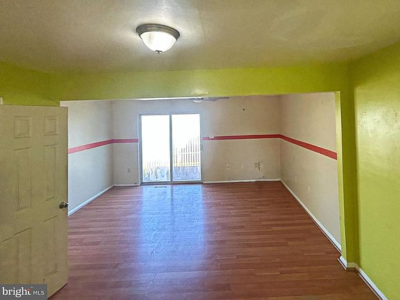 3rd image of 54 Garrison Ridge Ct