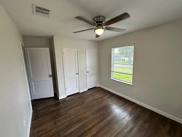 3 bed, 1400 sqft, $1,650 — Photo 4