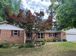 904 Ridgewood Dr, Russellville, AR 72801