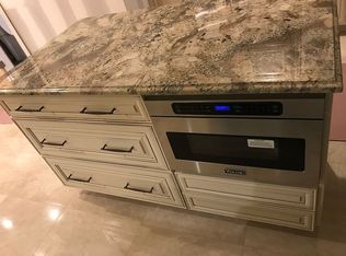 1572 Woodrow Rd, Staten Island, NY 10309