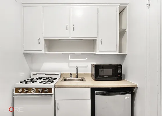 Rented by CORE | media 3