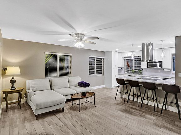 2nd image of 600 NE 7th Ave APT 8