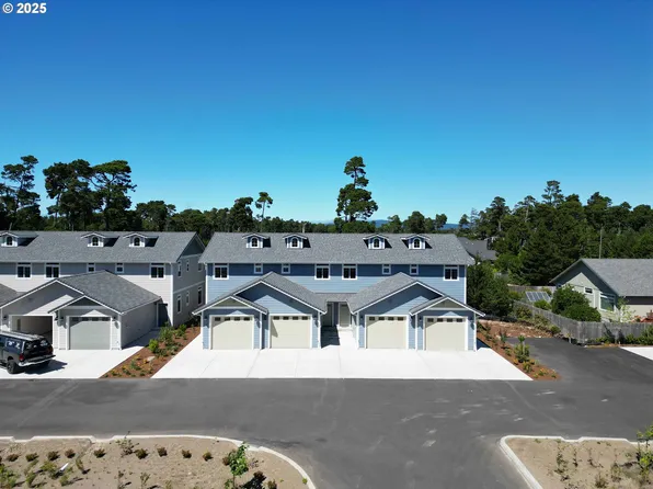 1583 37th St, Florence, OR 97439