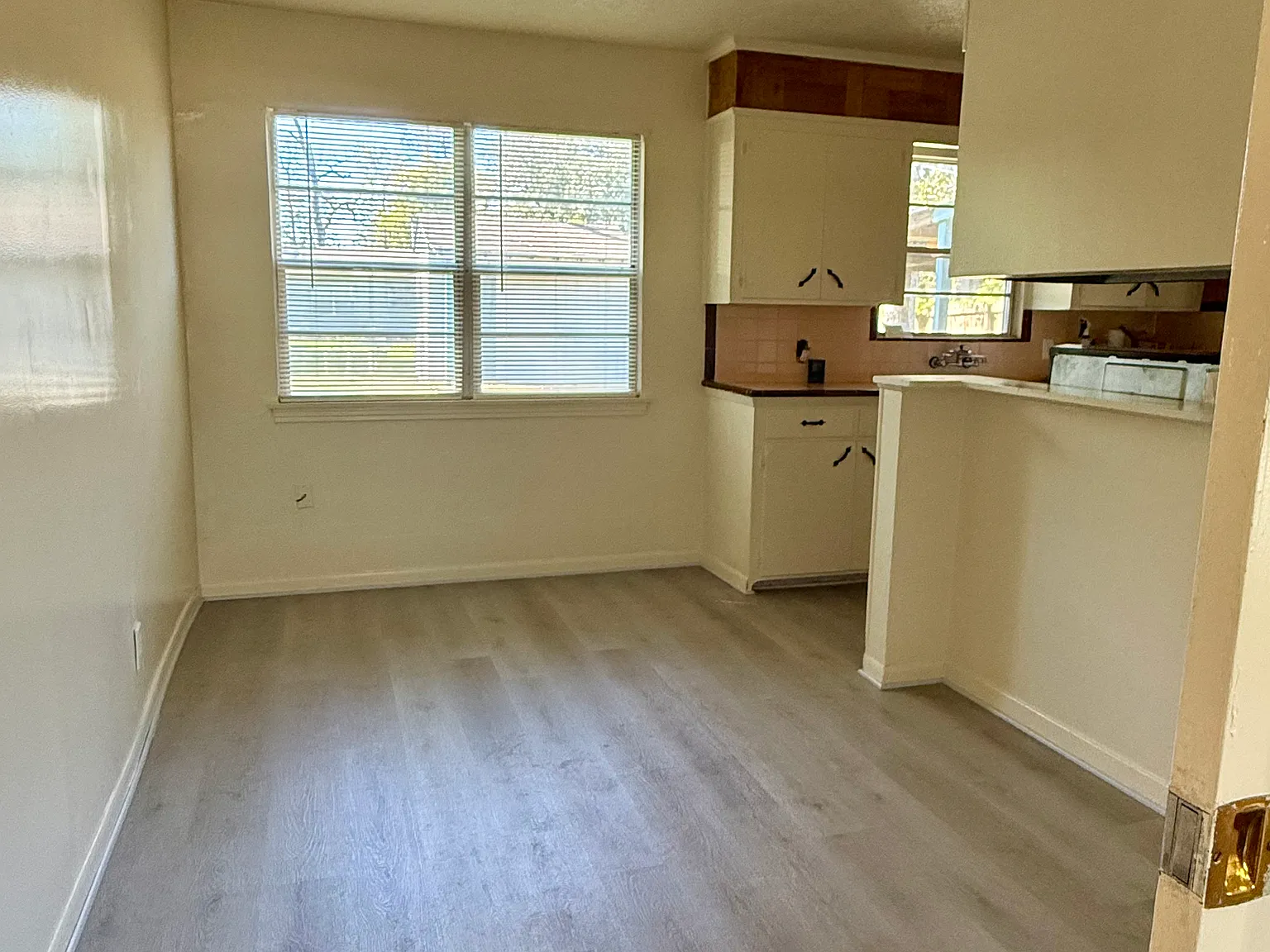 3 bed, 1812 sqft, $1,700 — Photo 3