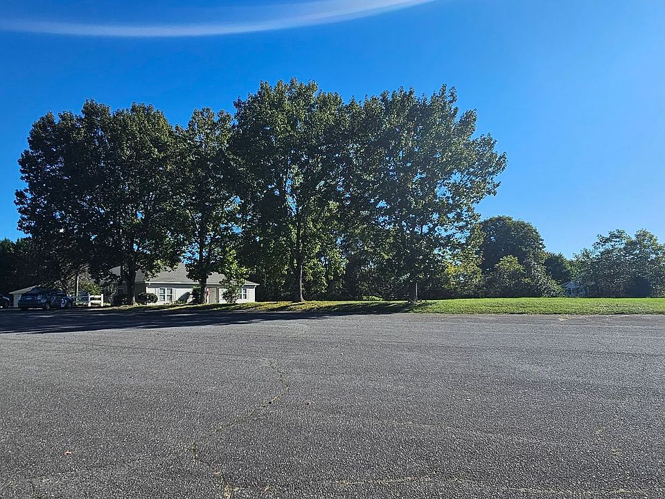 1st image of 518 W Main St #21A