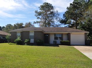 1817 Westgate Pkwy, Gautier, MS 39553