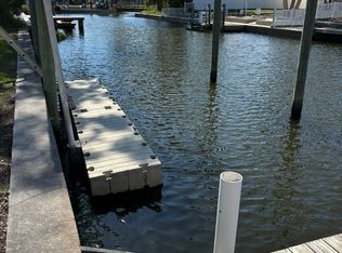 1911 NW 17th St, Crystal River, FL 34428