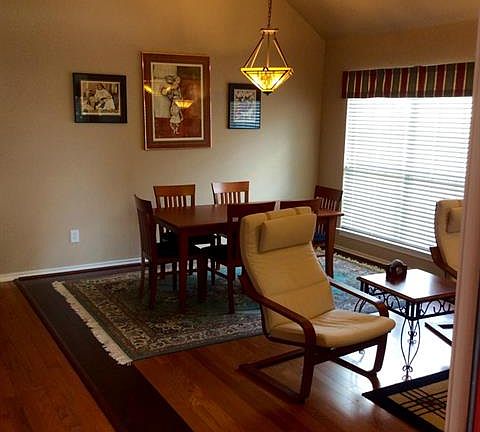 4th image of 7609 Mahonia Dr