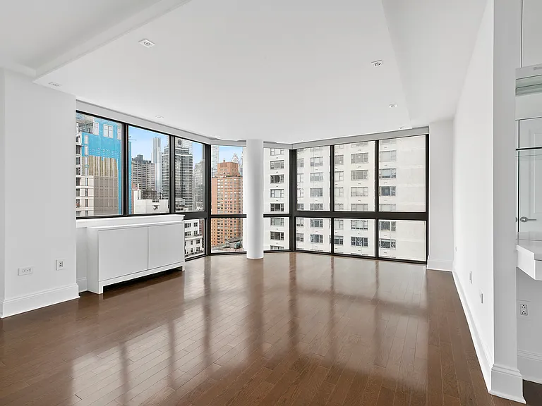 300 E 64th St #25C — Photo 3