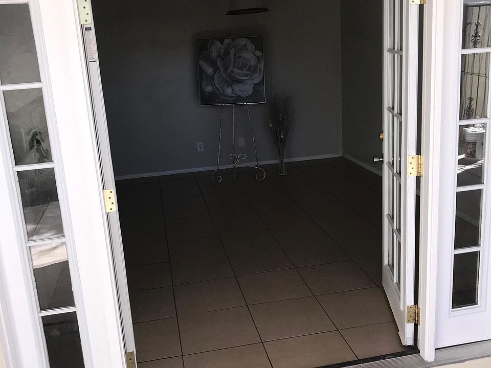 1st image of 8133 N 32nd Ave