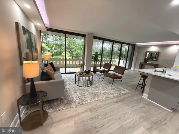 6301 Stevenson Ave APT 310, Alexandria, VA 22304