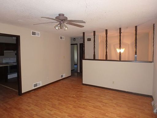 4th image of E 4445 4447 Santa Anna Dr