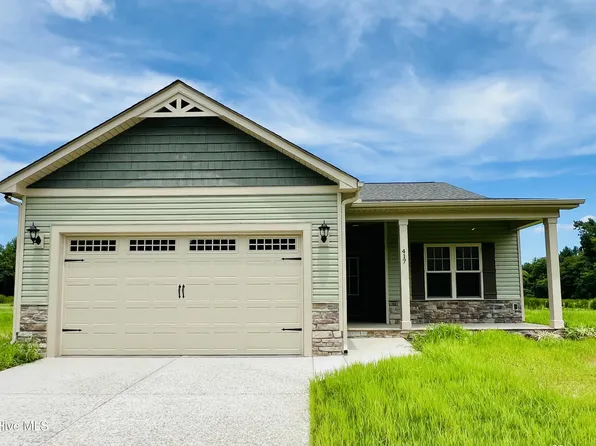 417 Creeks Edge Drive, Pikeville, NC 27863