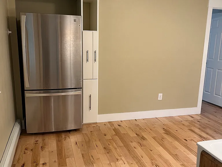 29 Columbia St #2 — Photo 8
