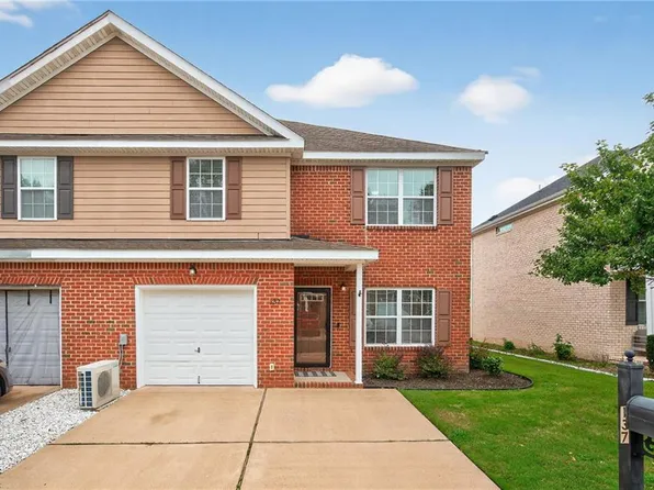 137 Lighthouse Dr, Portsmouth, VA 23703