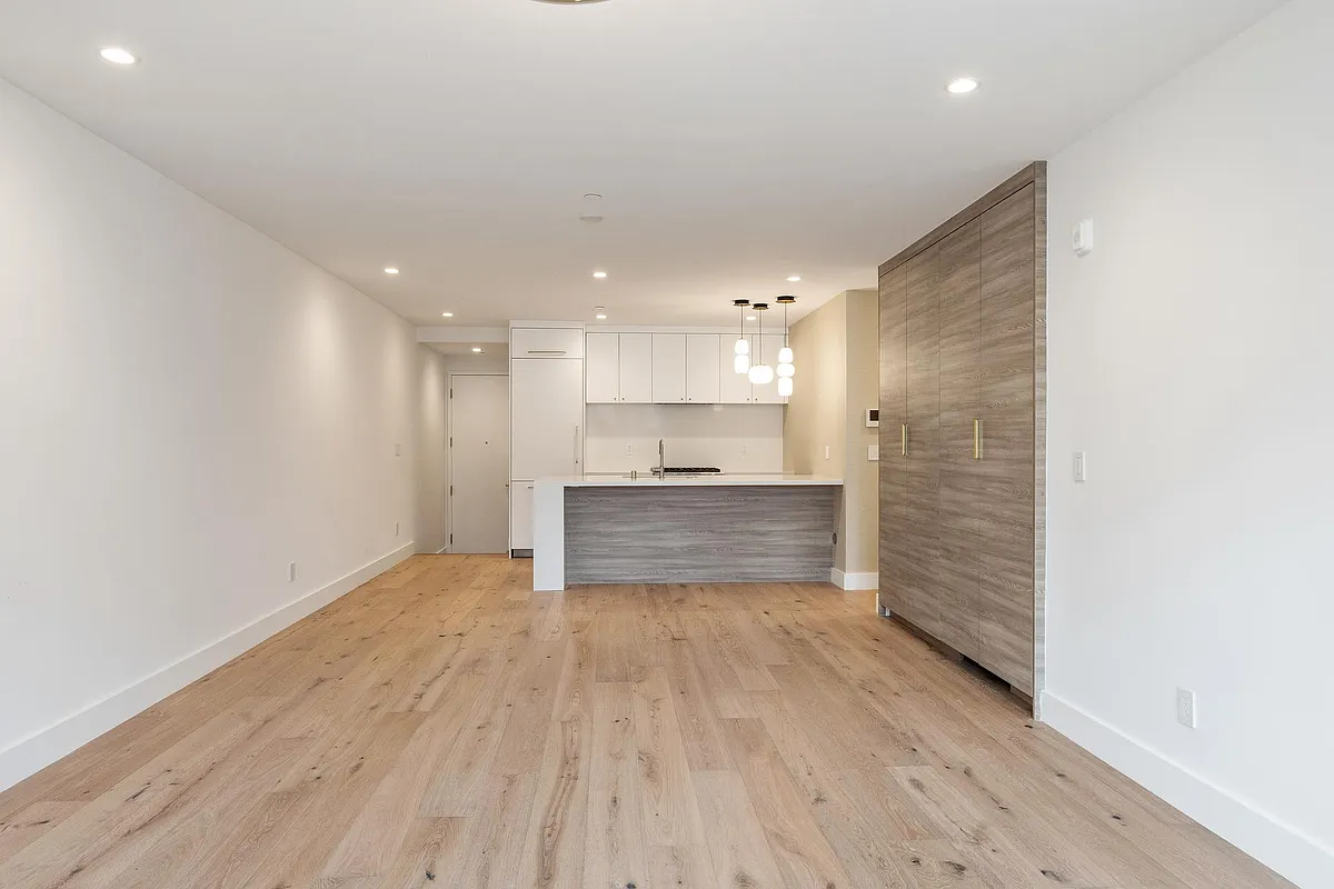 Building Photo - 3456 Sacramento St #3