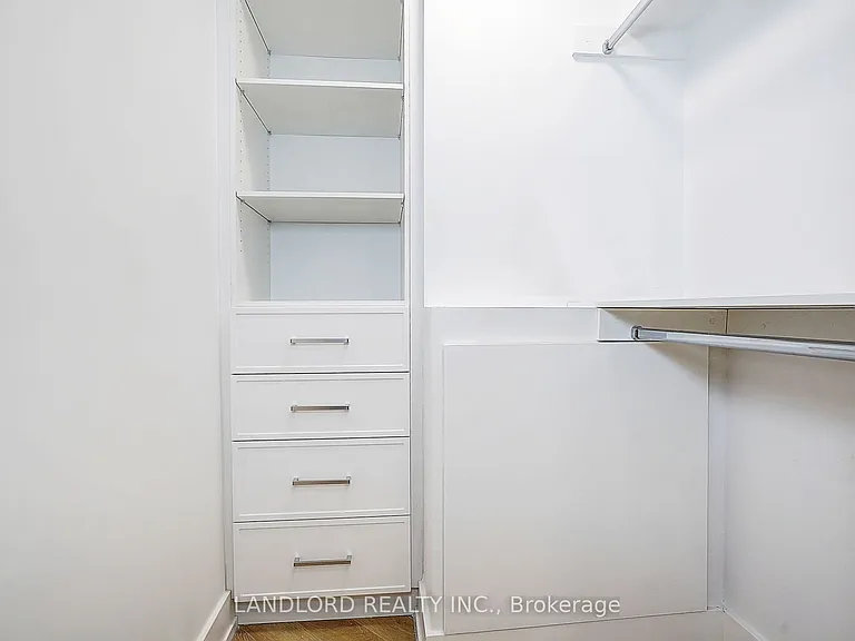 1146 Broadview Ave #1 — Photo 37
