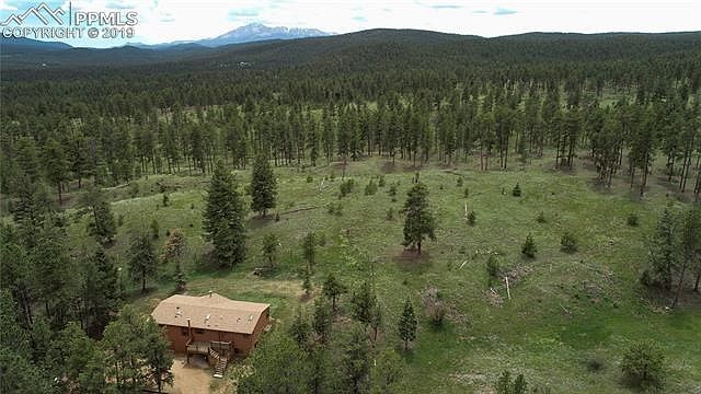 Outdoor Enthusiasts - Here is Your Paradise Bordering National Forest!