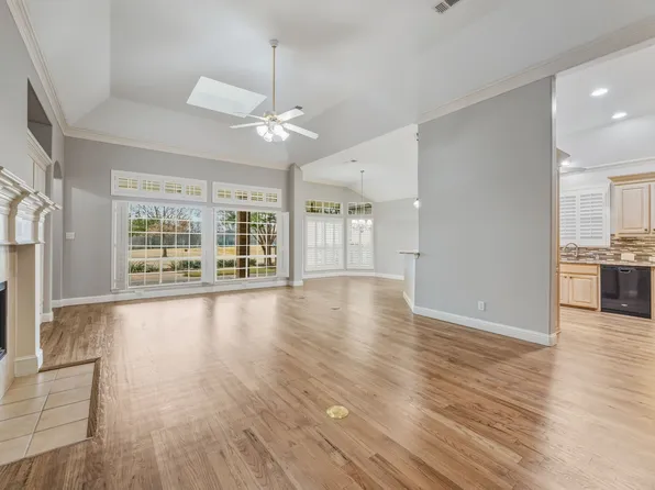 358 Pine Valley Dr, Fairview, TX 75069