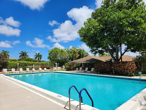 5th image of 4030 W Palm Aire Drive #101