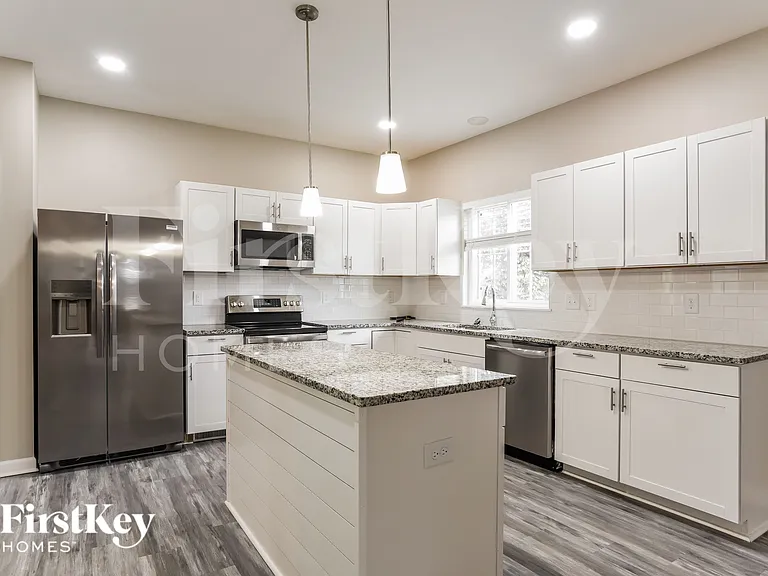 229 Deerfield Dr — Photo 9